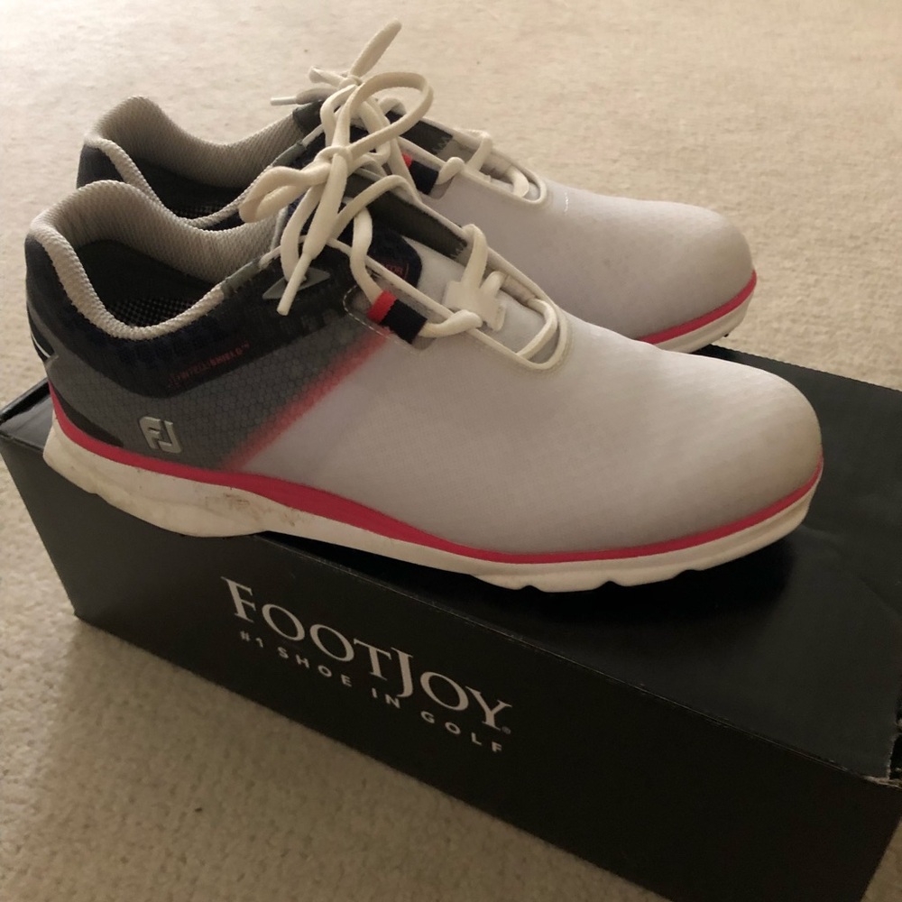 Footjoy Golf Shoe size 8